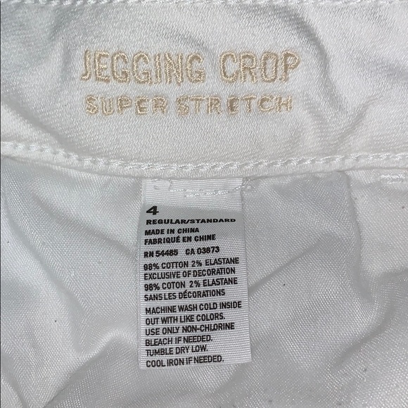 American Eagle White Ripped Jeans - Picture 6 of 6